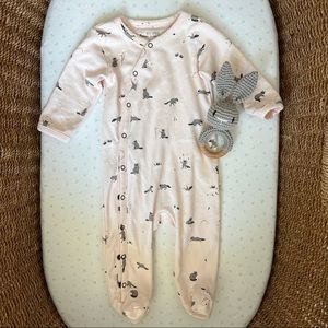 Red Caribou Snap Footie